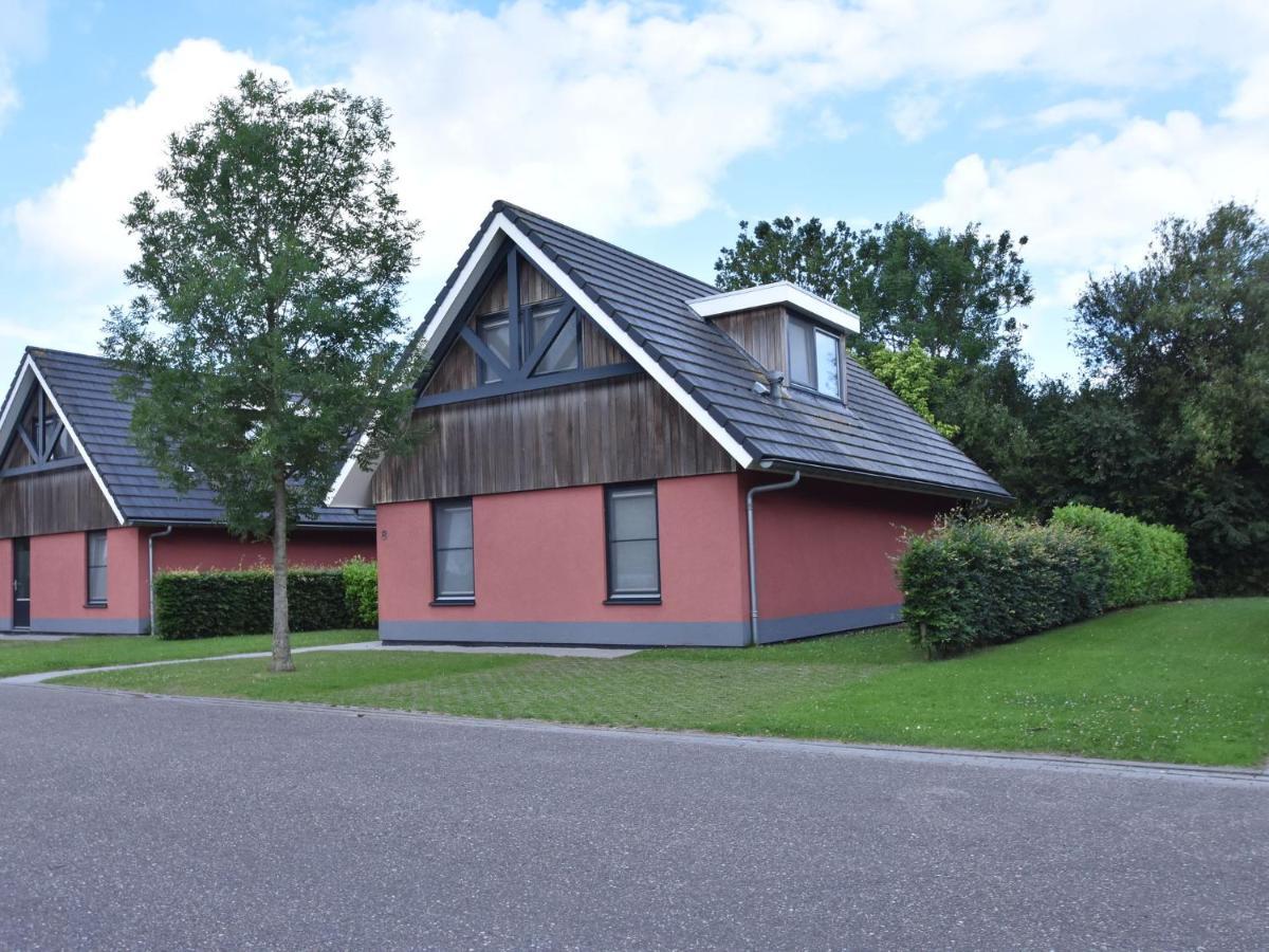 Comfortably Vacation Home At Slotermeer Lake Balk Exterior photo