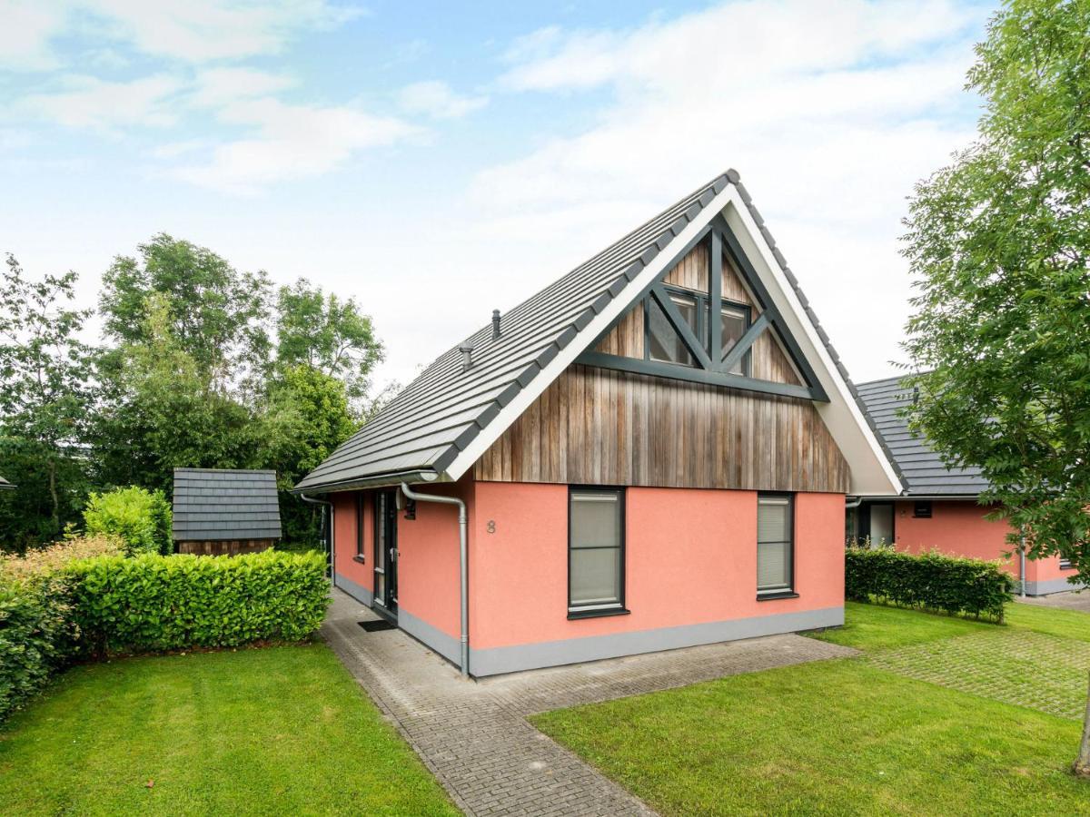 Comfortably Vacation Home At Slotermeer Lake Balk Exterior photo